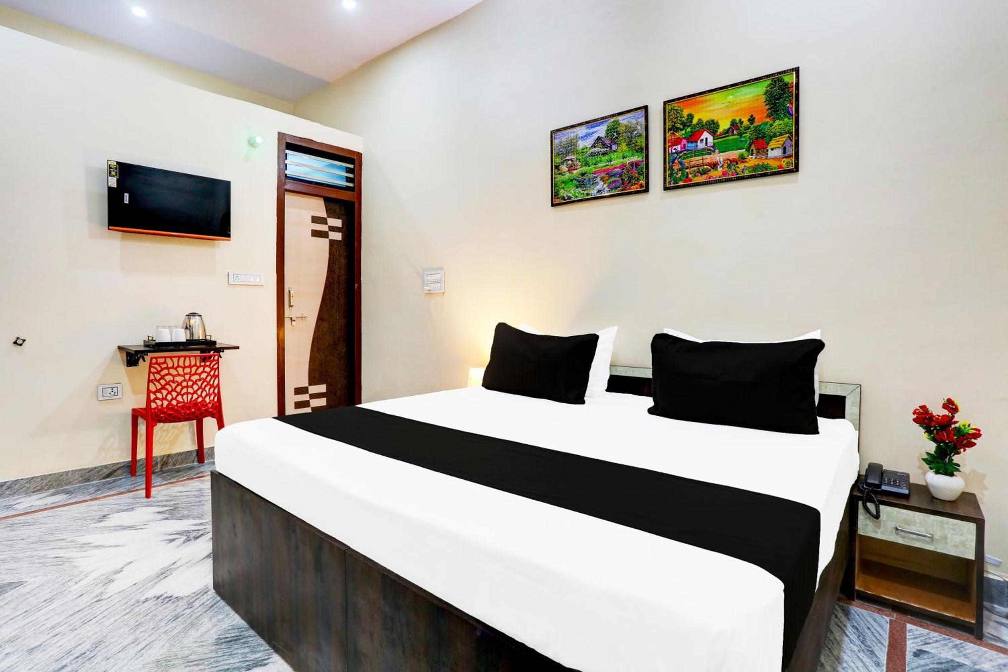 Super Hotel O Swarnim Hotel Neemrana Exterior foto