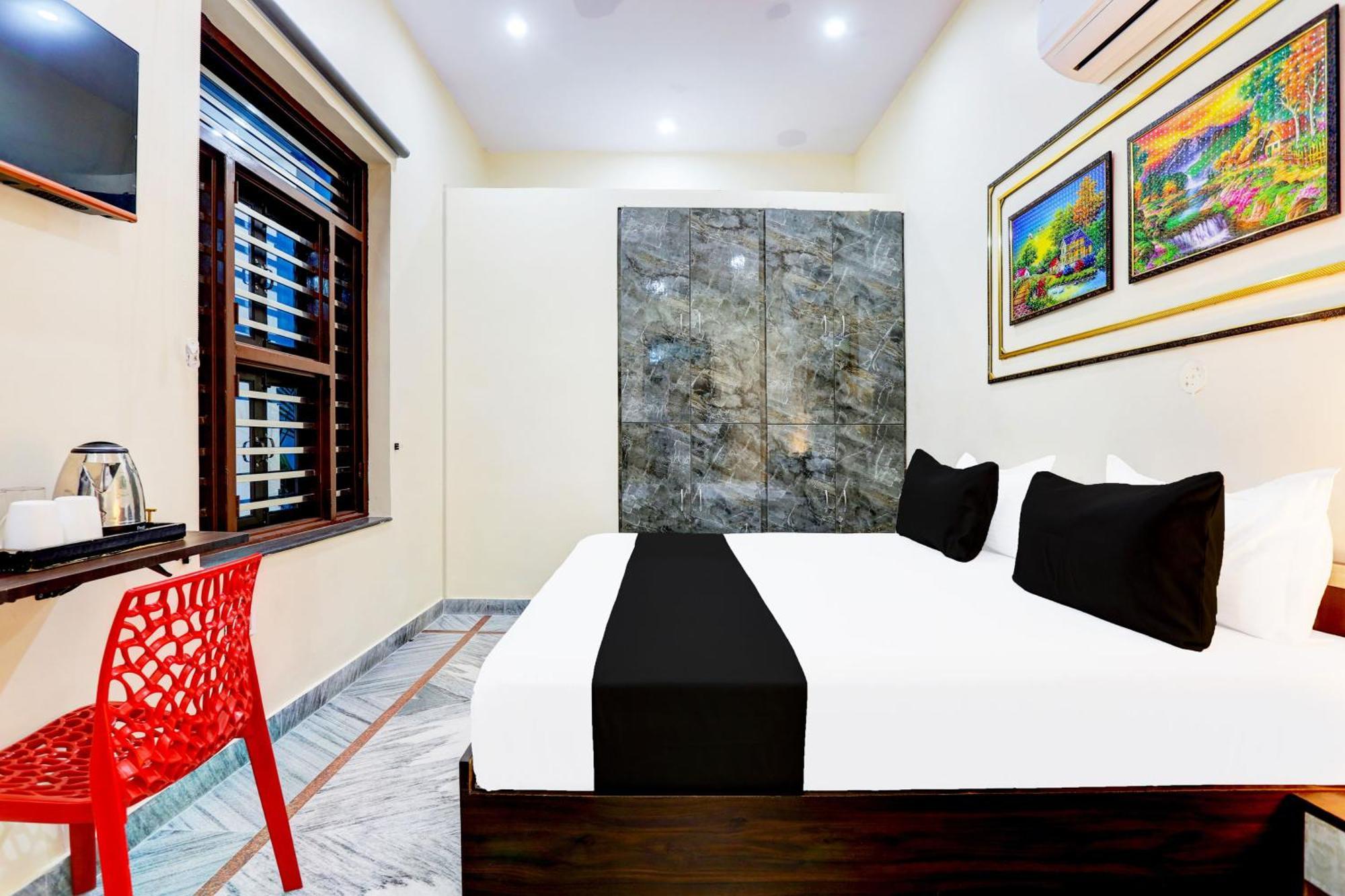 Super Hotel O Swarnim Hotel Neemrana Exterior foto